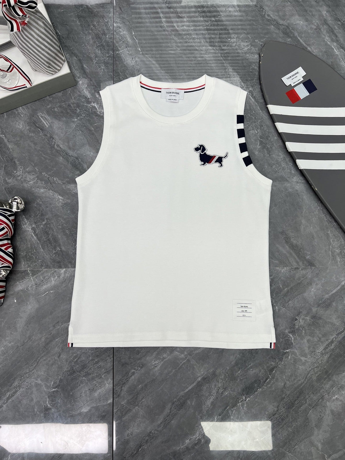 sleeveless T-shirt | Thom Browne