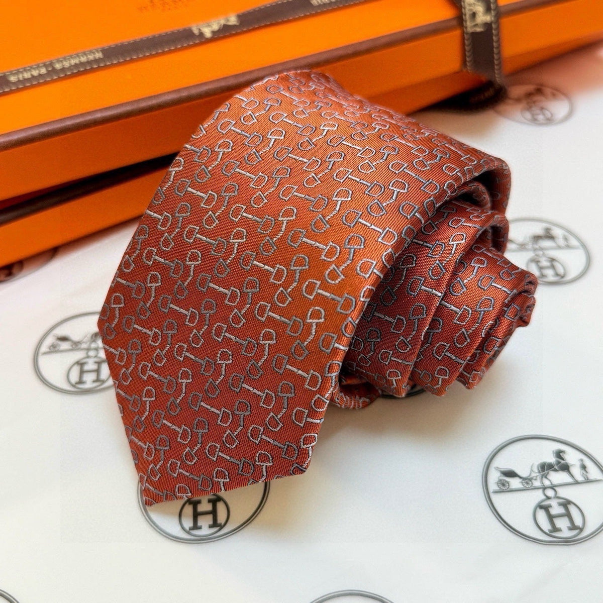 Hermes Style Men's Equestrian Motif Silk Tie