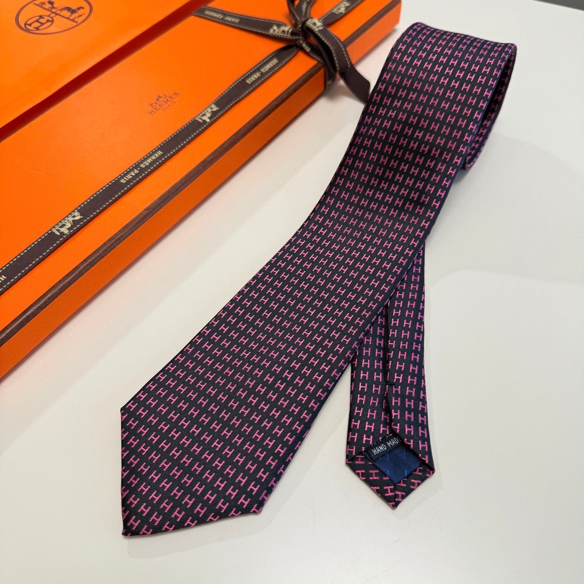 Hermes Style Men's Micro H Jacquard Silk Tie