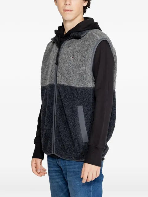 Tommy Jeans panelled quilted gilet