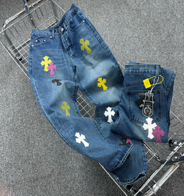 Multicolor Patch Denim Jeans – Streetwear Distressed Style