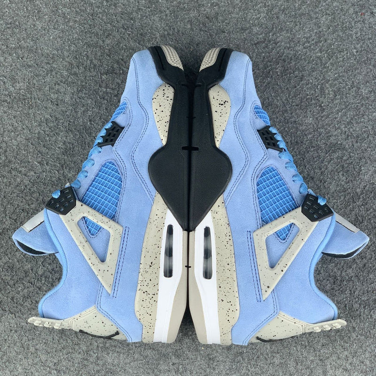 Air Jordan 4 Retro University Blue
