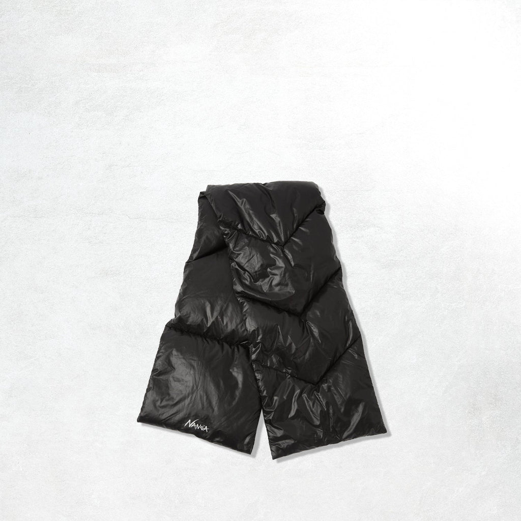 Nanga Portable Light Down Muffler: Black