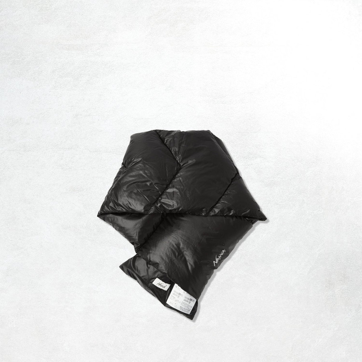 Nanga Portable Light Down Muffler: Black