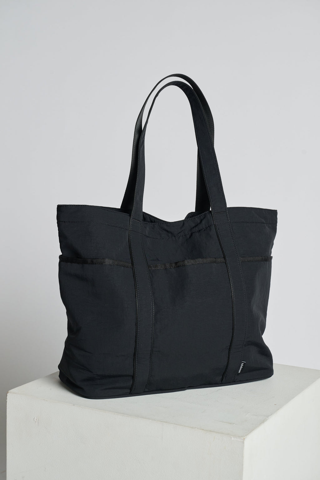 Daily Multi-Pocket Tote