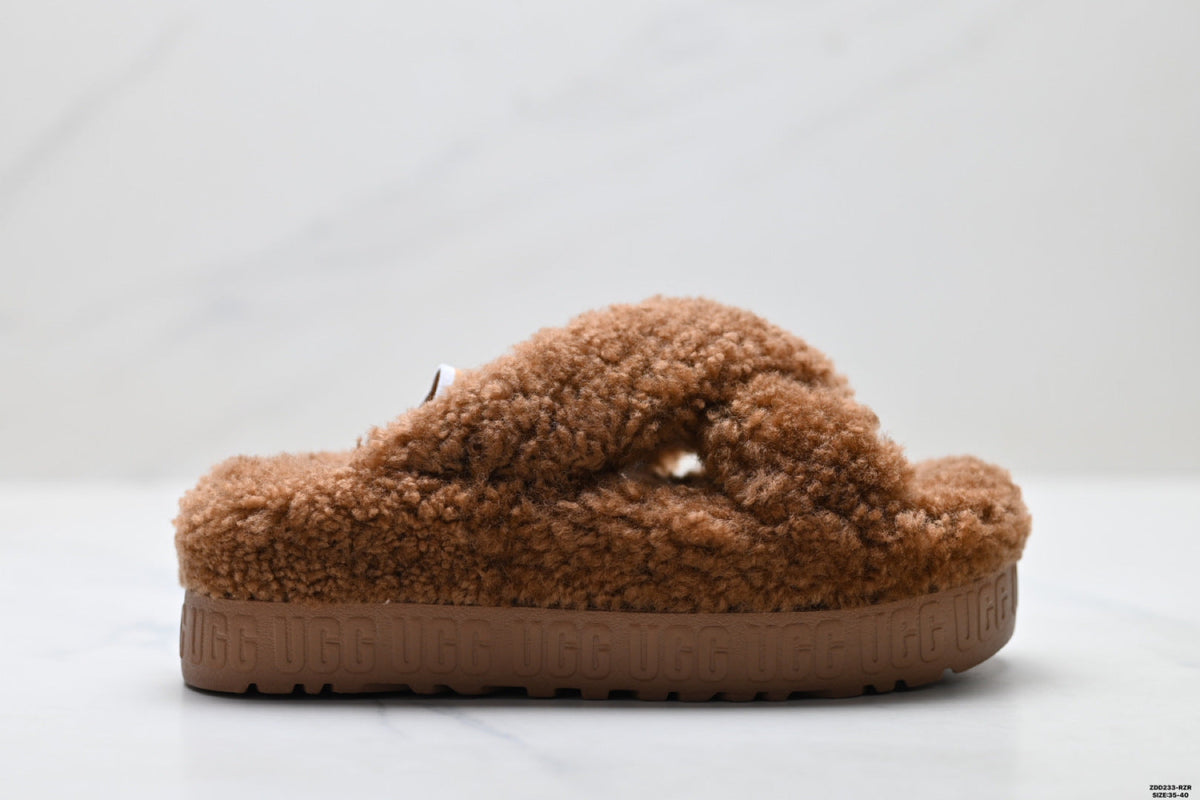 UGG Slipper Evolution Fluffy Platform Slides