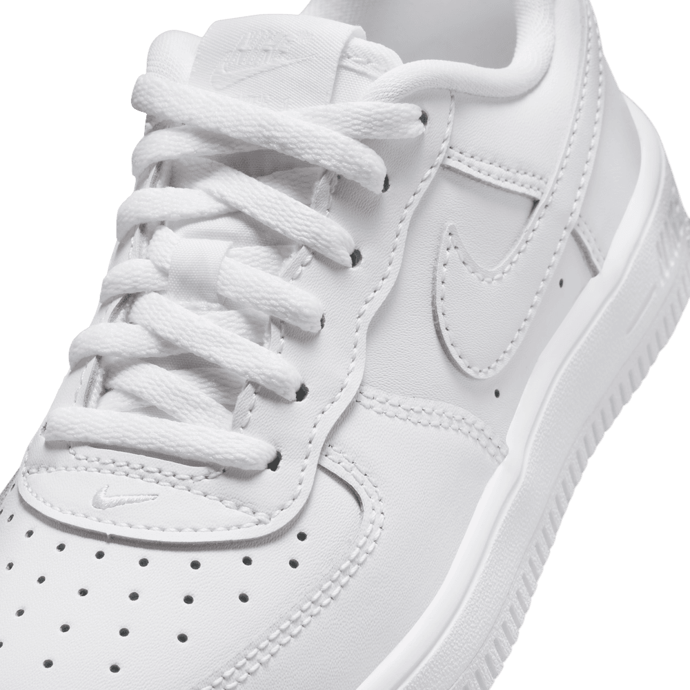 PS Nike Force 1