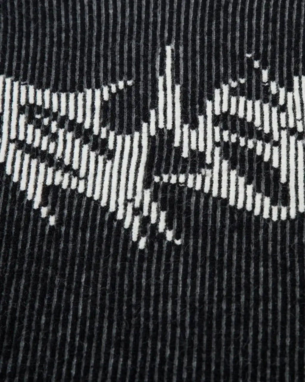 RAVEN KNIT