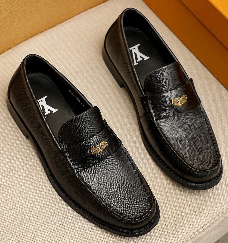 Louis Vuitton Black Textured Hardware Loafers