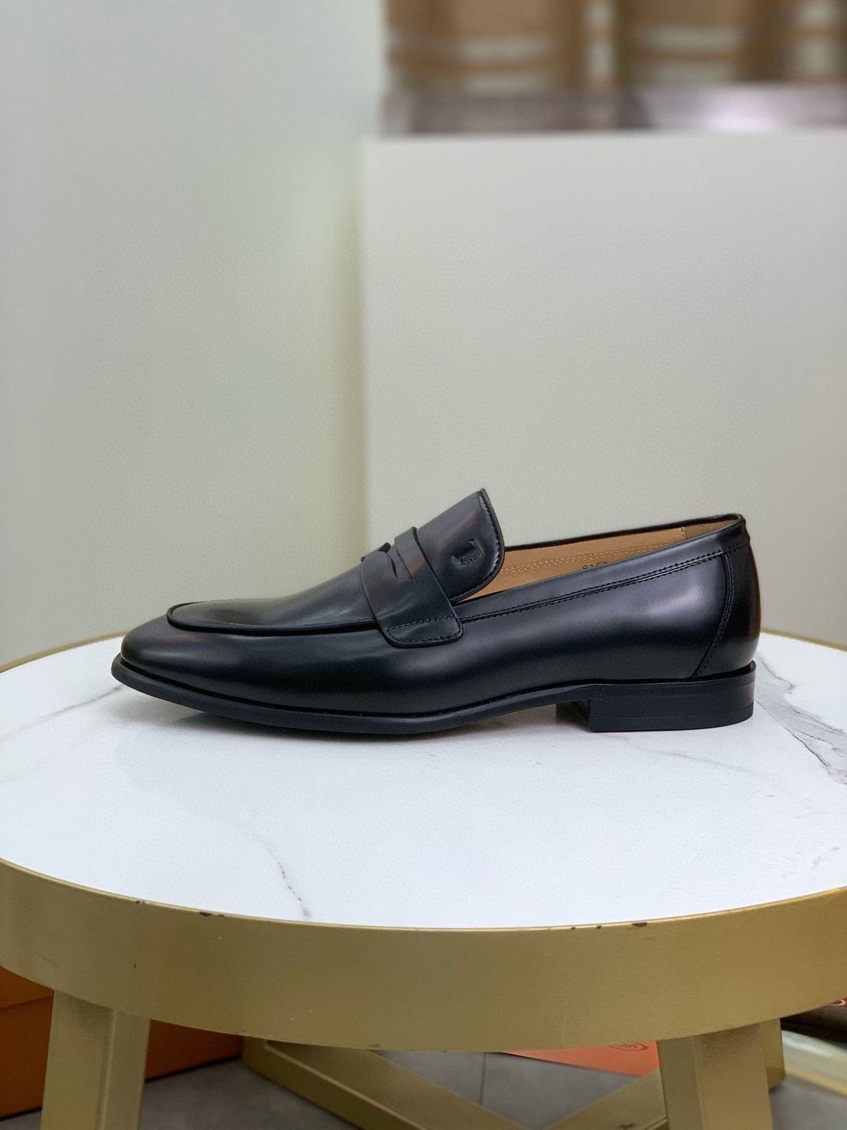 TOD'S Men's Black Penny Loafers