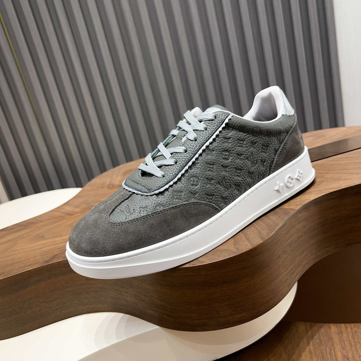Louis Vuitton Embossed Low-Top Sneakers - Contrast Stitching