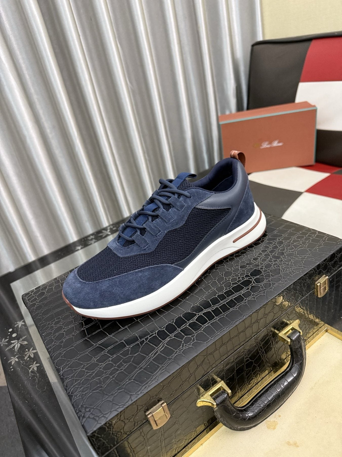 Men's Lace-Up Sneakers