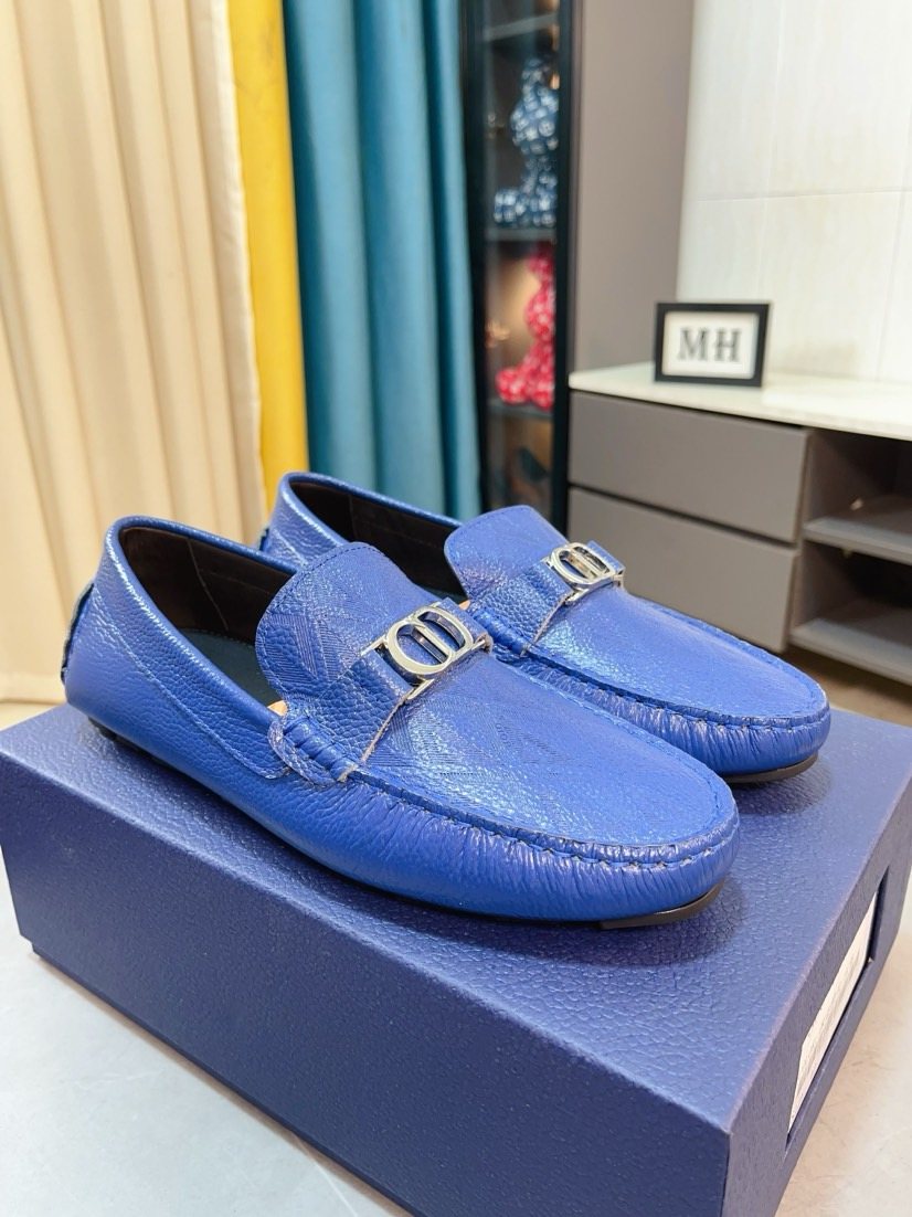 Dior Men’s Textured Metal-Trim Loafers