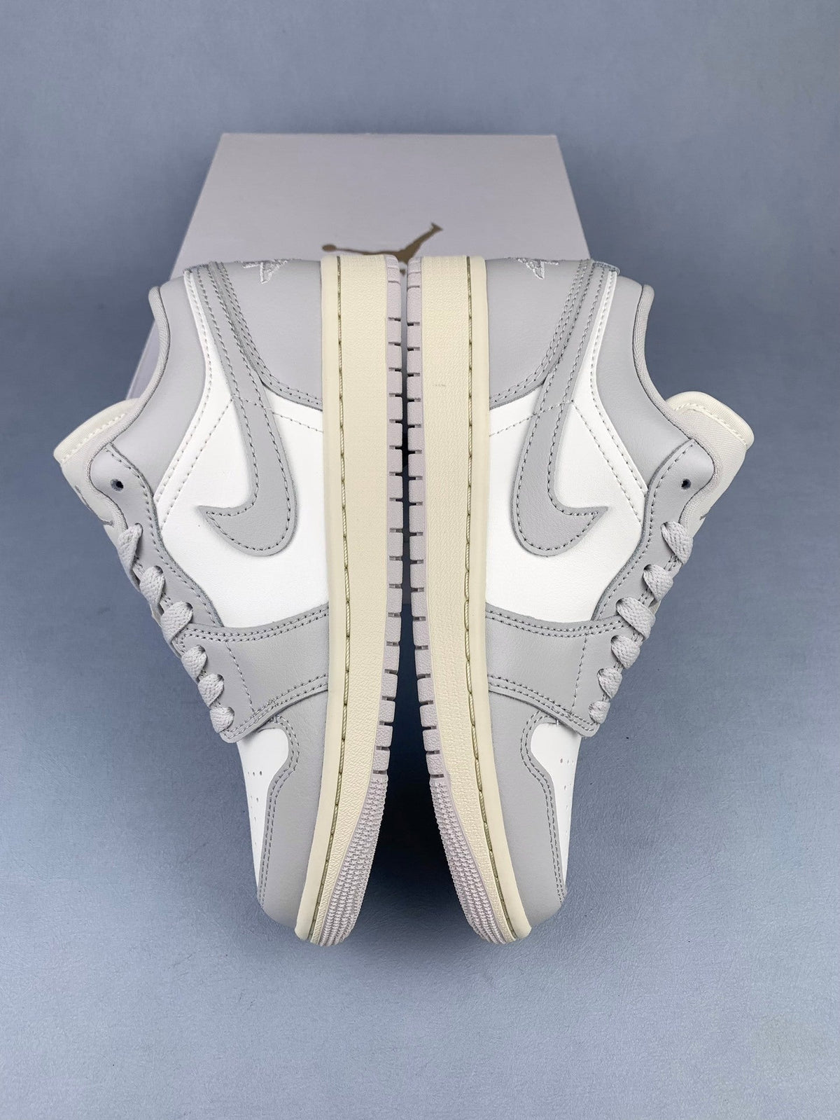 Air Jordan 1 Low White/Grey Unisex Sneakers DC0774-103